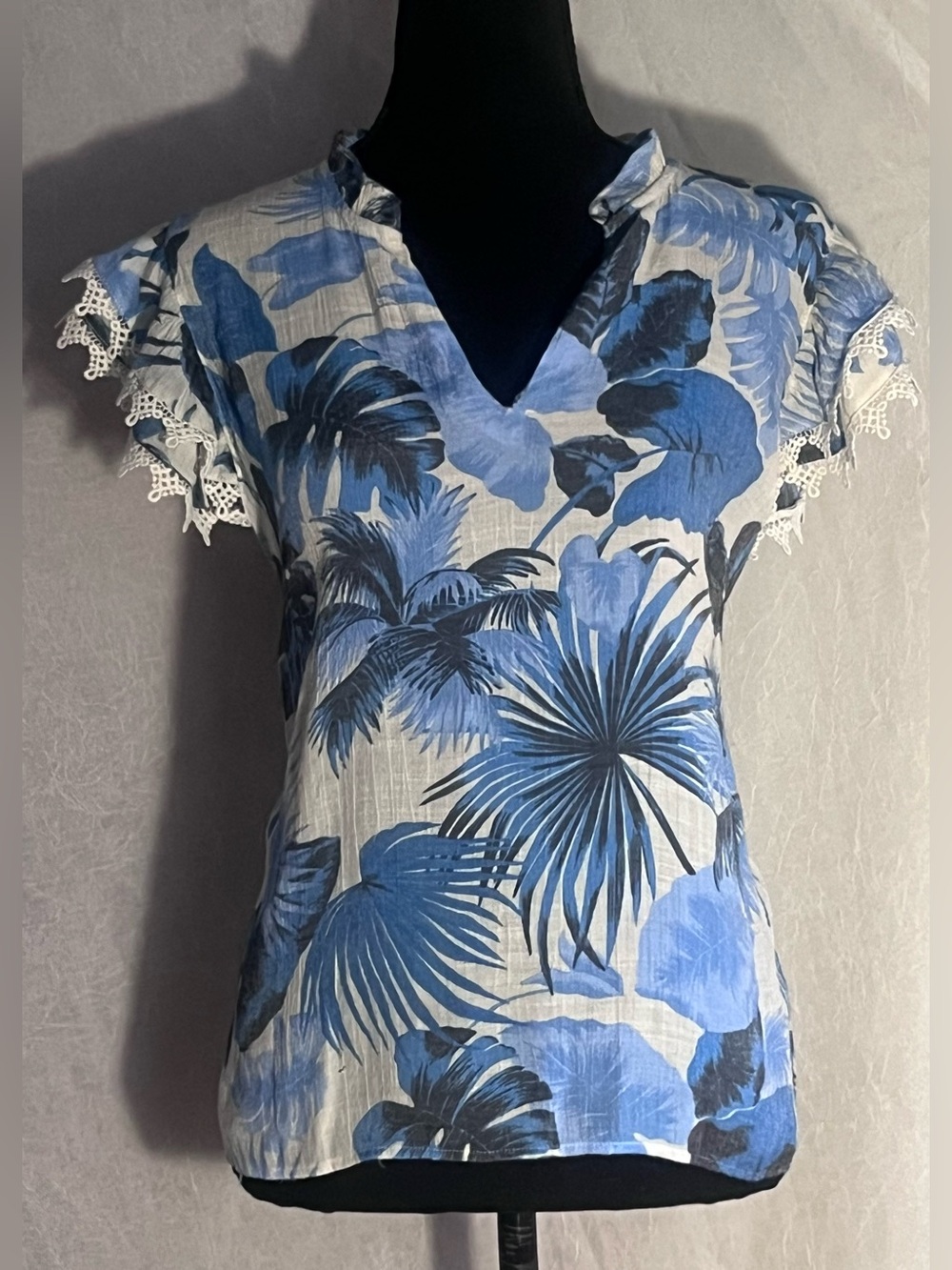 Nanette Lepore Blue & White Tropical Lace-Trim V-Neck Top